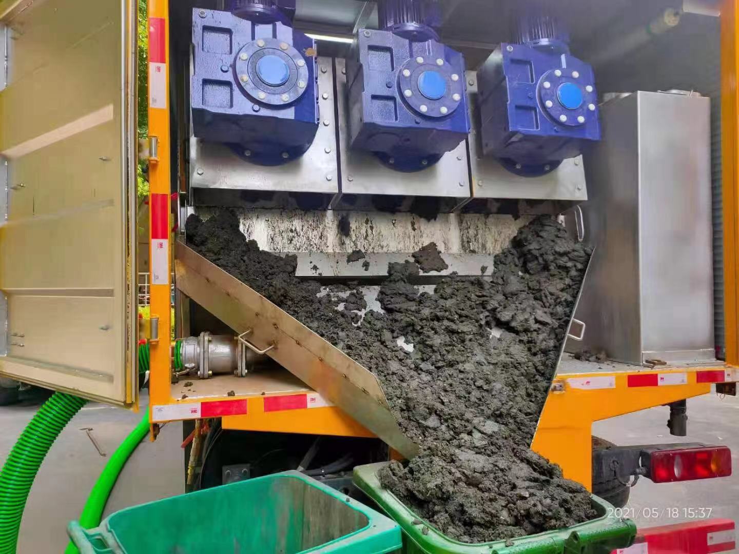 定日化粪池清掏城市维护站-泥浆净化干湿分离处理